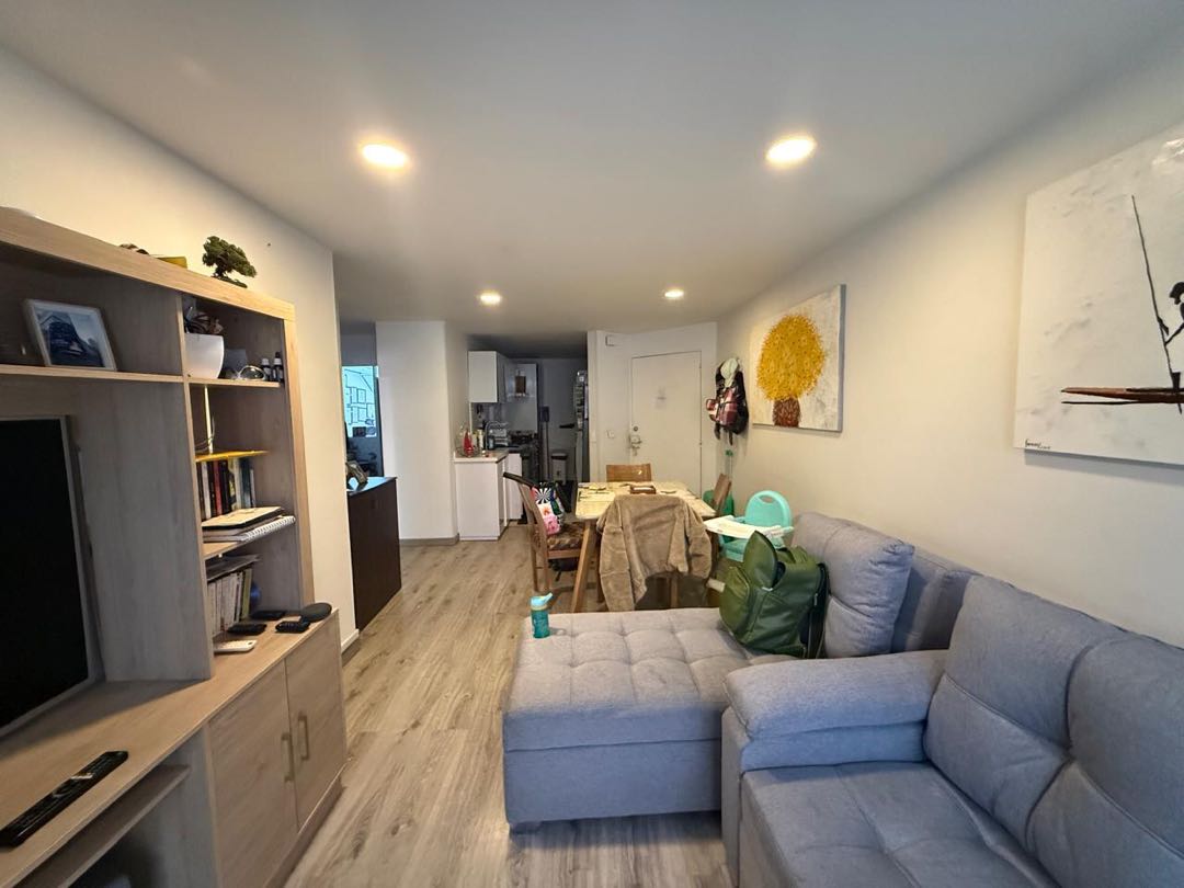 Vendo/Arriendo amplio y acogedor apartamento en Bella Suiza