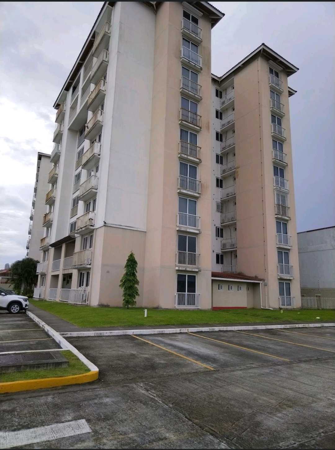 VENTA APARATAMENTO AMOBLADO EN TORRES DE VERSALLES 94M2 3RC