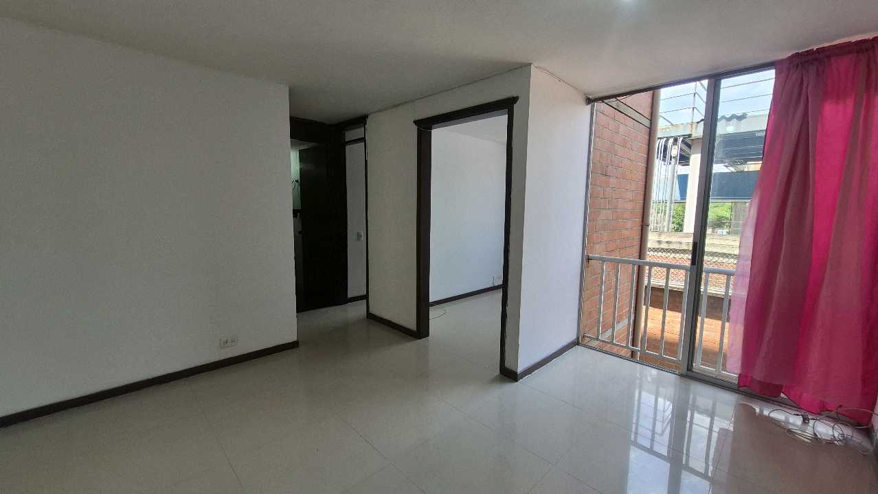 VENTA APARTAMENTO FLORA INDUSTRIAL CALI NORTE +PARQUEADERO PISO2 S/A