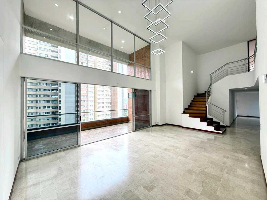 Venta Apartamento Duplex Benedictinos Envigado