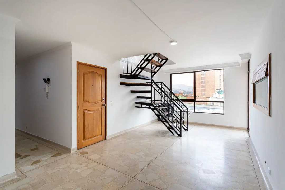 Venta apartamento duplex la floresta