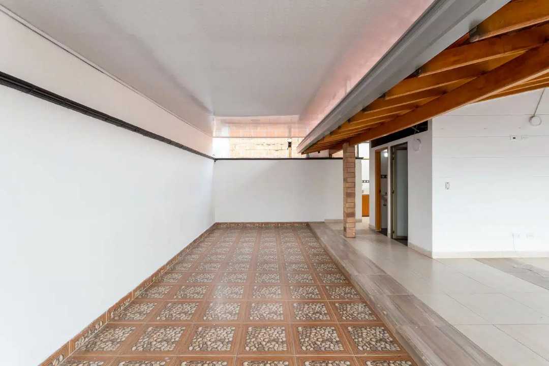 Venta apartamento duplex la floresta