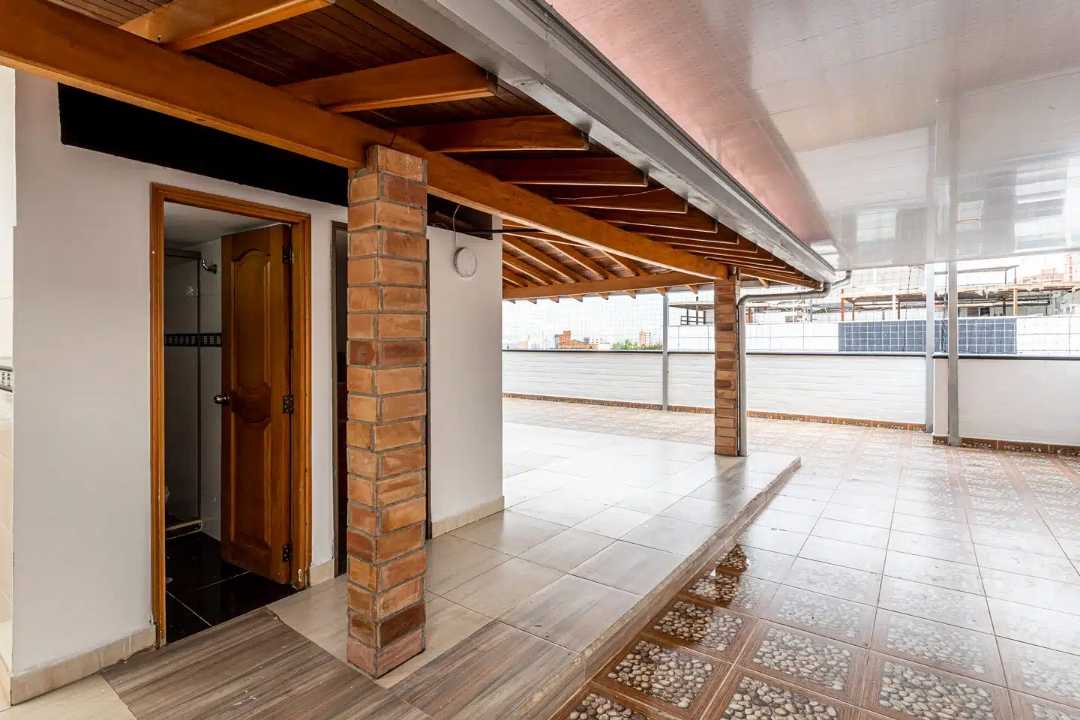 Venta apartamento duplex la floresta