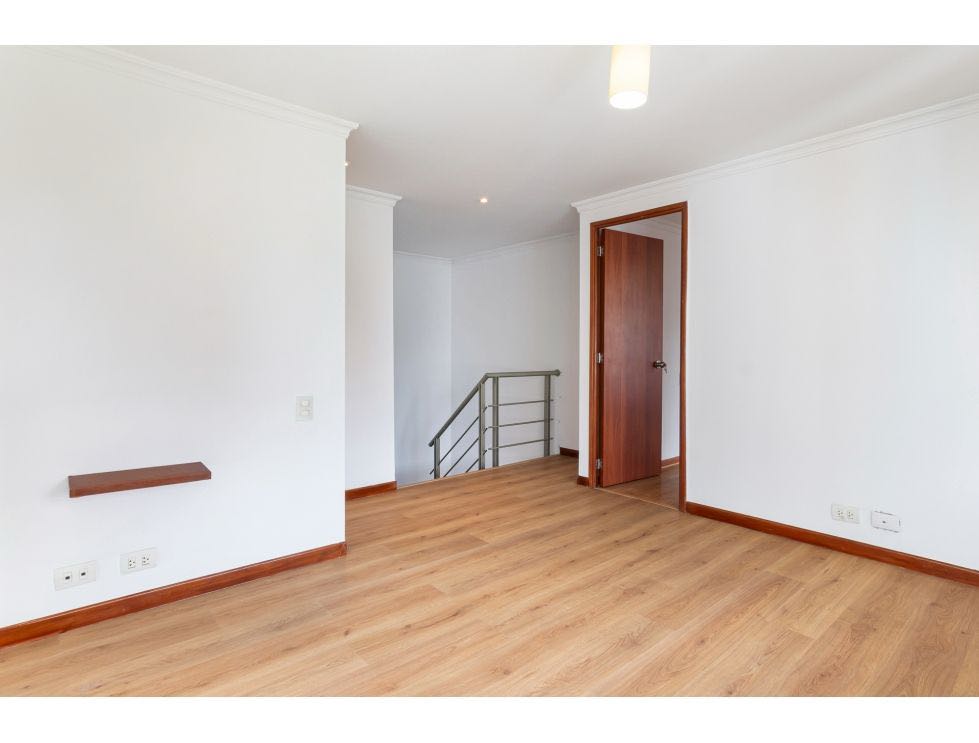 VENTA APARTAMENTO DUPLEX POBLADO MEDELLIN MILLA DE ORO