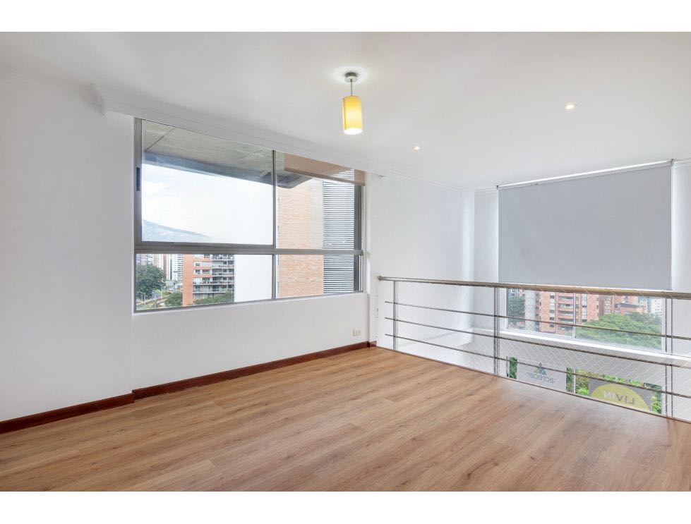 VENTA APARTAMENTO DUPLEX POBLADO MEDELLIN MILLA DE ORO
