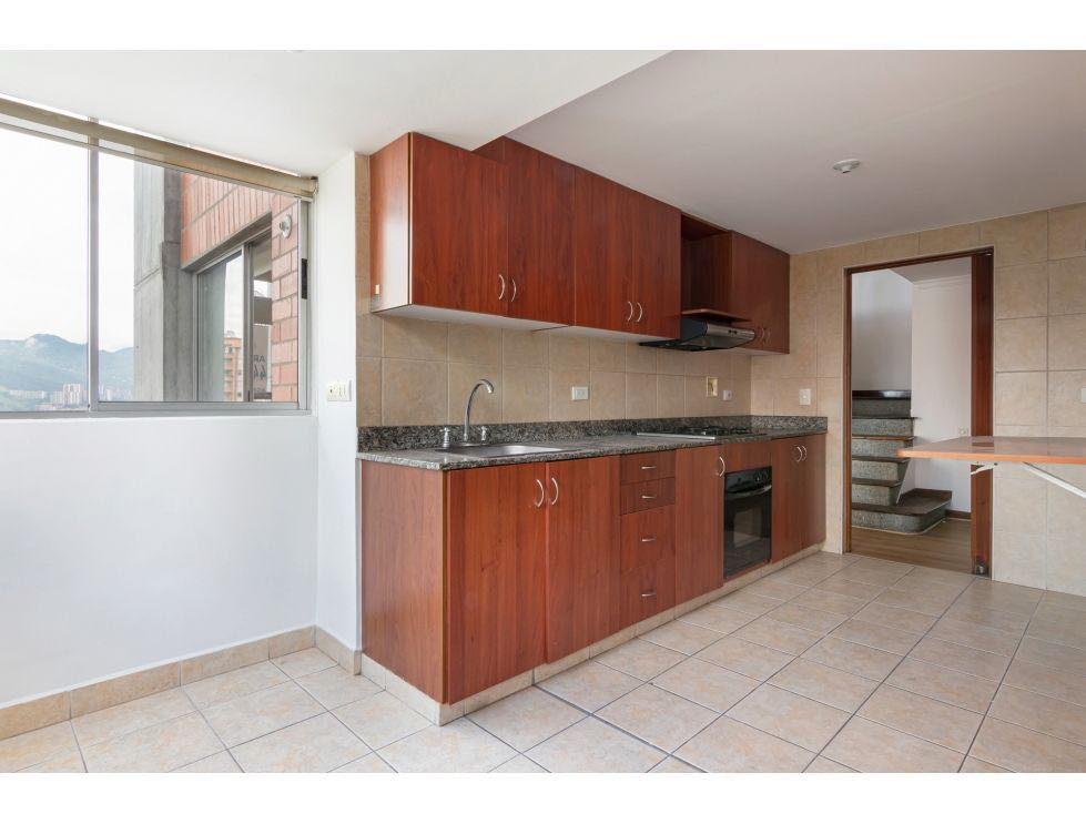 VENTA APARTAMENTO DUPLEX POBLADO MEDELLIN MILLA DE ORO