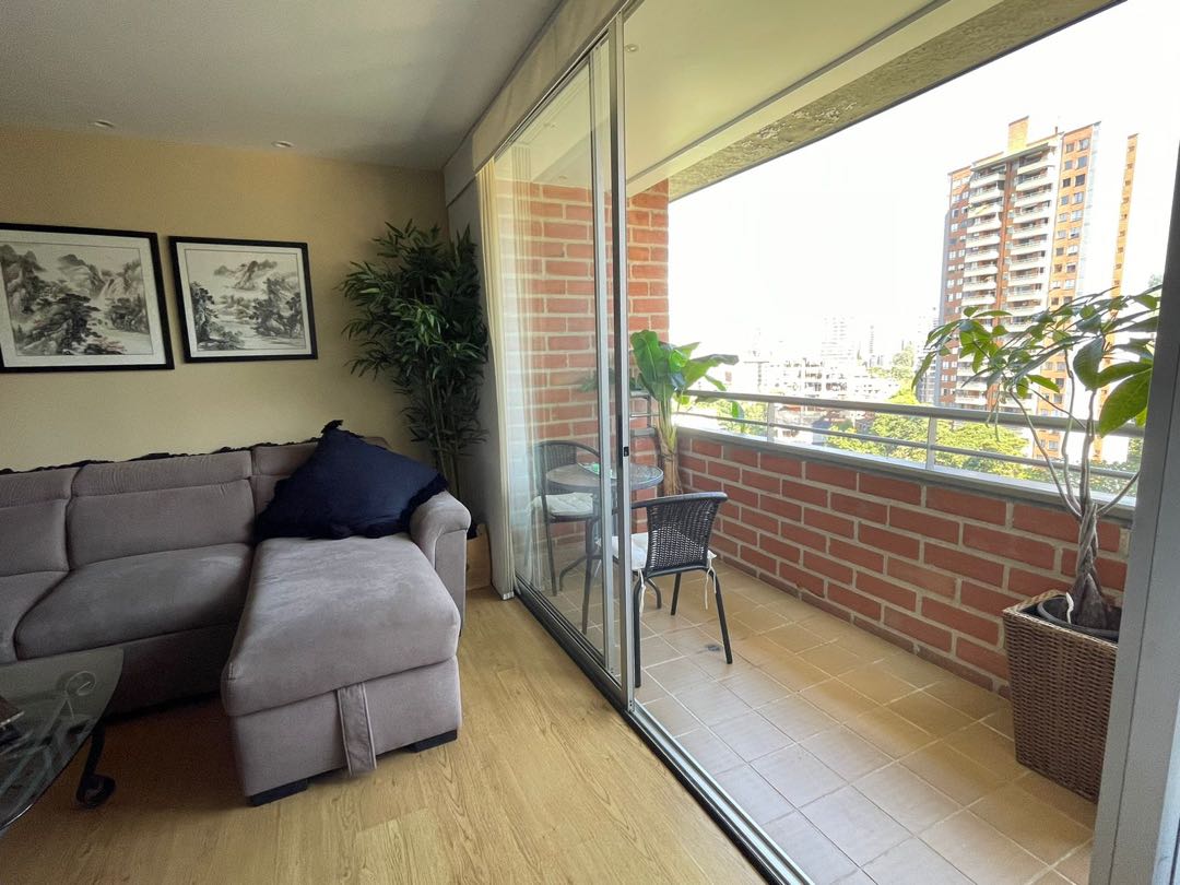 APARTAMENTO MODERNO - PROVENZA- EL POBLADO - MEDELLIN