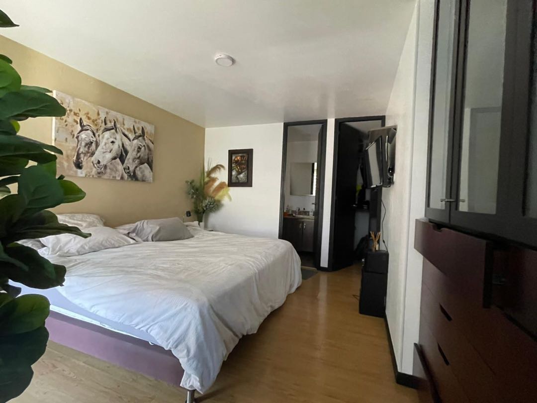 APARTAMENTO MODERNO - PROVENZA- EL POBLADO - MEDELLIN