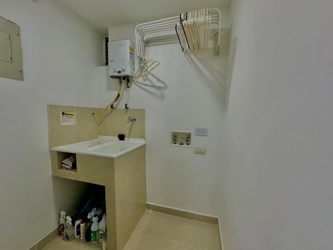 VENTA APARTAMENTO EN LAURELES - MEDELLIN ✅