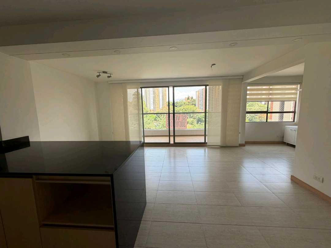 Venta Apartamento Loma Los Bernal, Med, | Piso 9 | 96m² | Club House