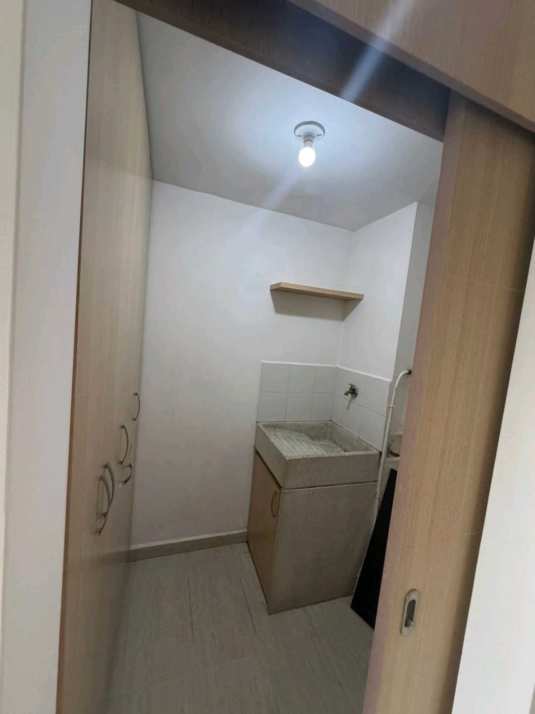 Venta Apartamento Loma Los Bernal, Med, | Piso 9 | 96m² | Club House