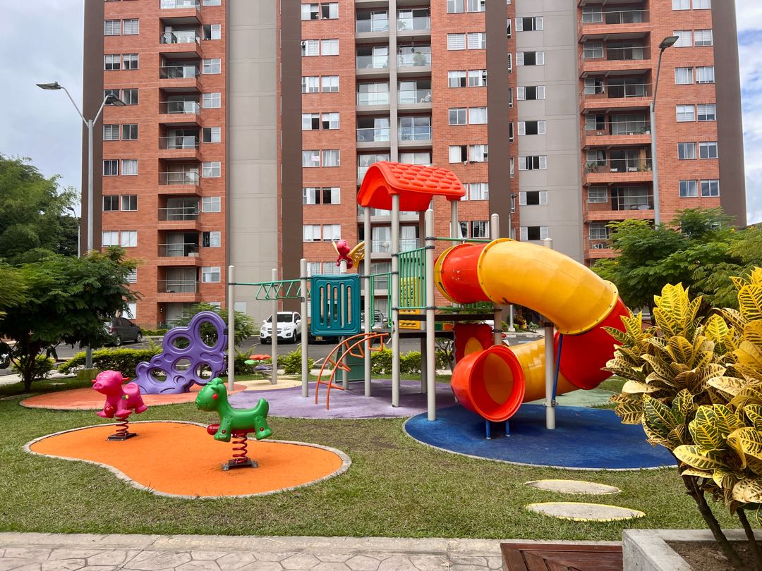 VENTA APARTAMENTO AMOBLADO CONJUNTO CERRADO ENTRADA CERRITOS PEREIRA