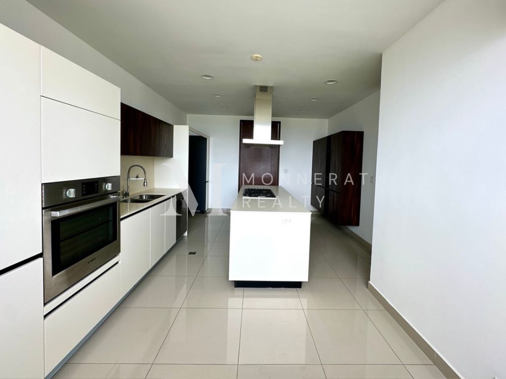 VENTA APARTAMENTO PH SOLANA