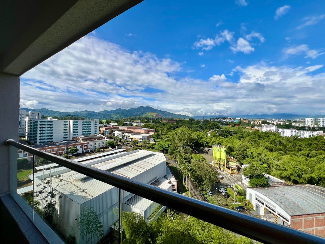 VENTA APARTAMENTO  PISO 15 CONJUNTO CERRADO ENTRADA CERRITOS PEREIRA