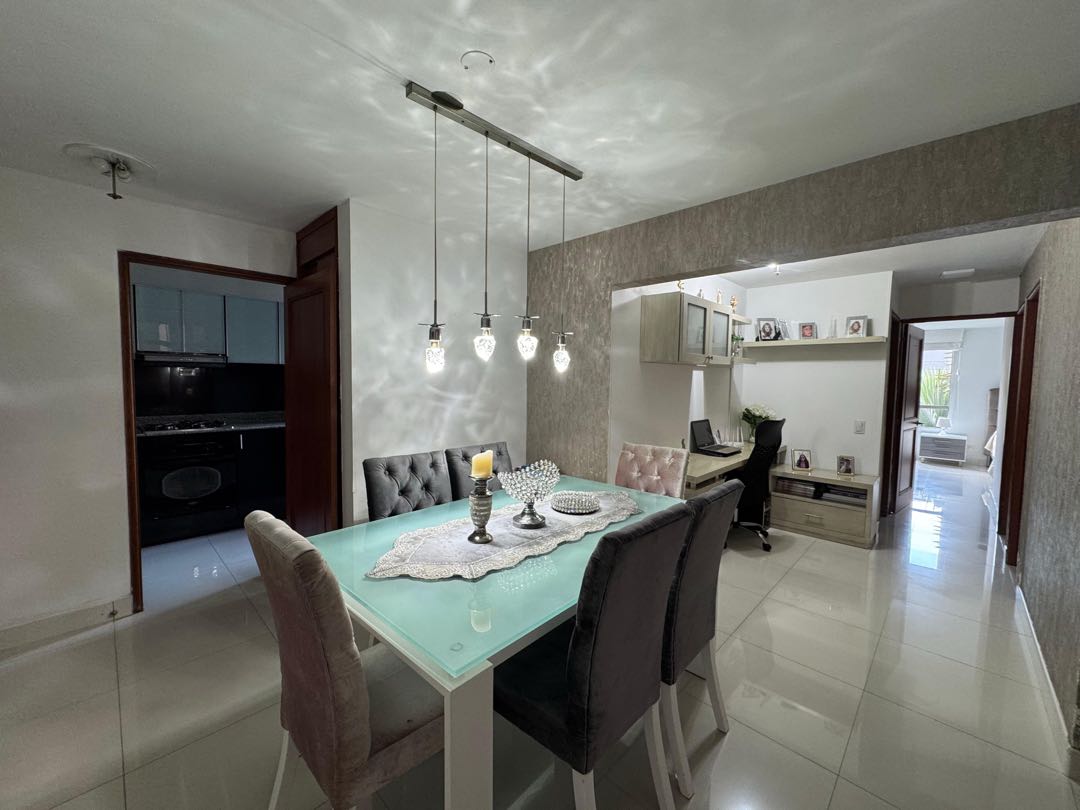 VENTA APARTAMENTO POBLADO SECTOR LOS BALSOS. ✅