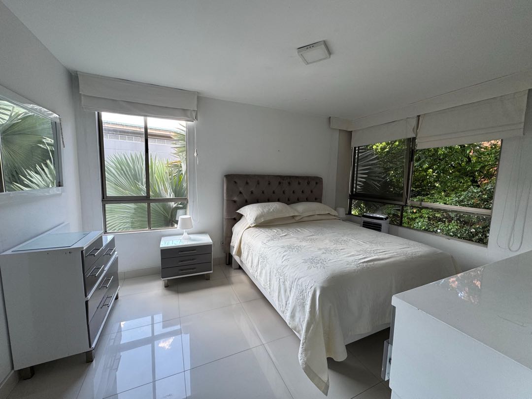 VENTA APARTAMENTO POBLADO SECTOR LOS BALSOS. ✅