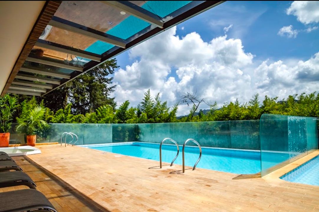APARTAMENTO _RENTA CORTA por plataforma_  EN LLANOGRANDE 🍀