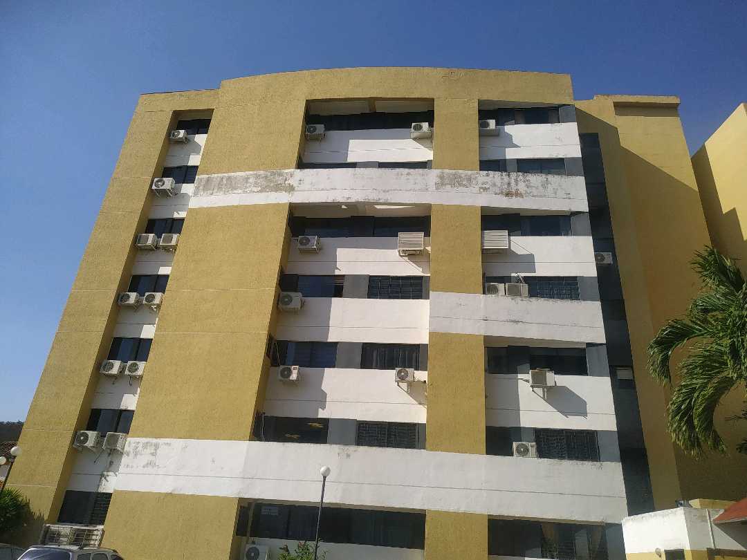 Apartamento en Venta  Res. Bromelia, Tazajal JGH-9802366 - Foto 1