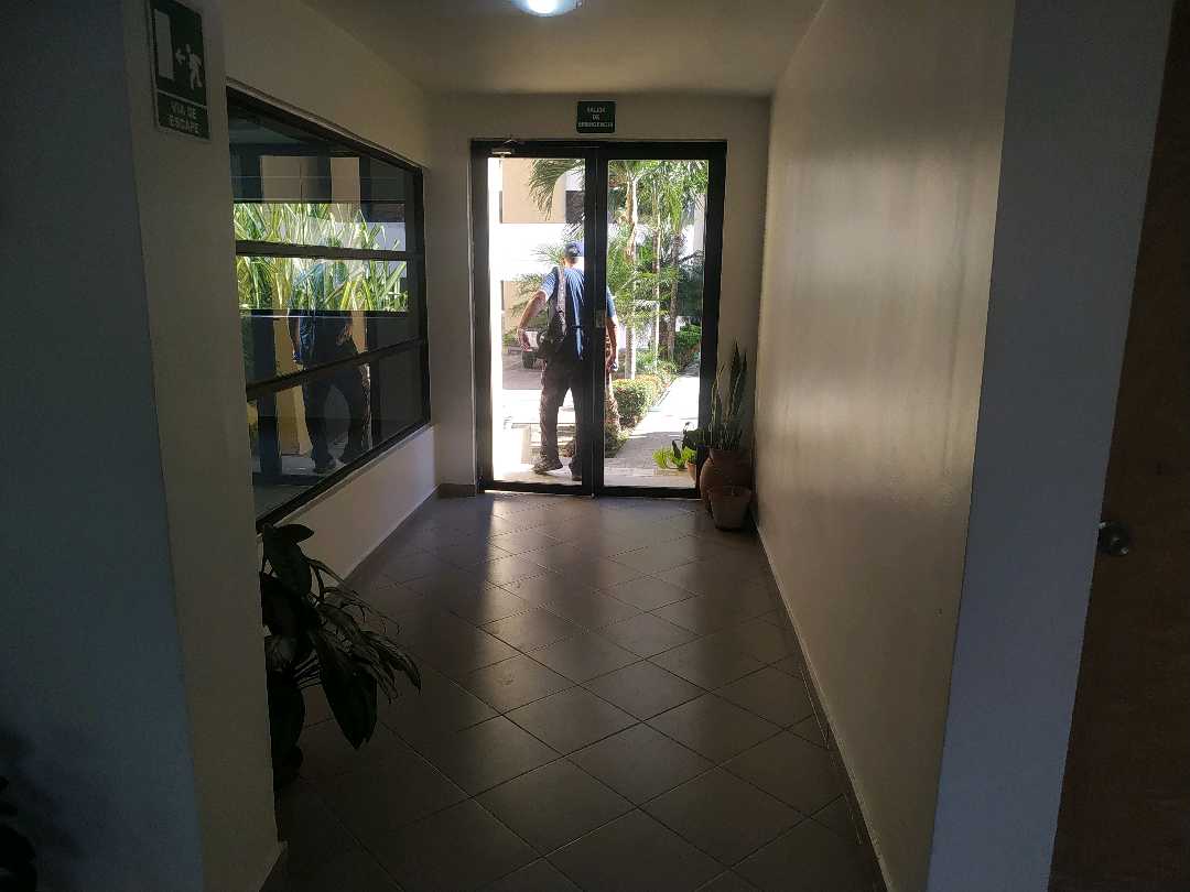 Apartamento en Venta  Res. Bromelia, Tazajal JGH-9802366 - Foto 2