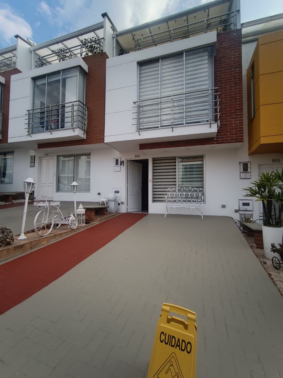 Venta casa Bulevar de las Villas Pereira