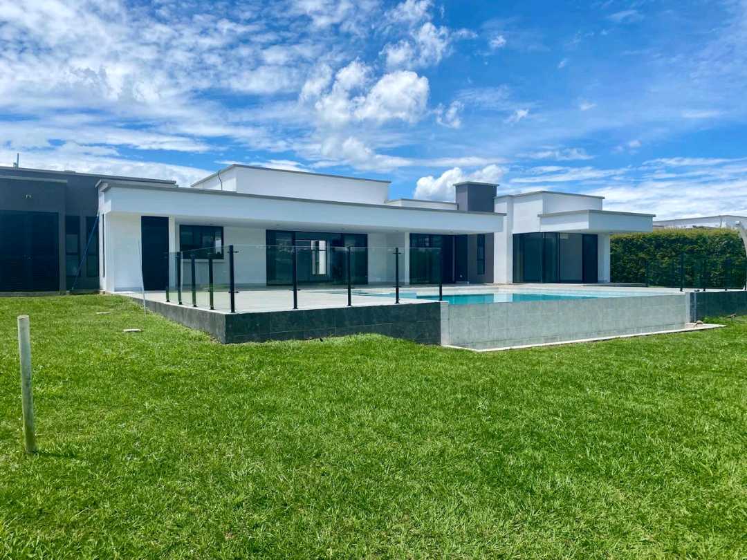 Venta casa campestre en exclusivo sector de cerritos Pereira