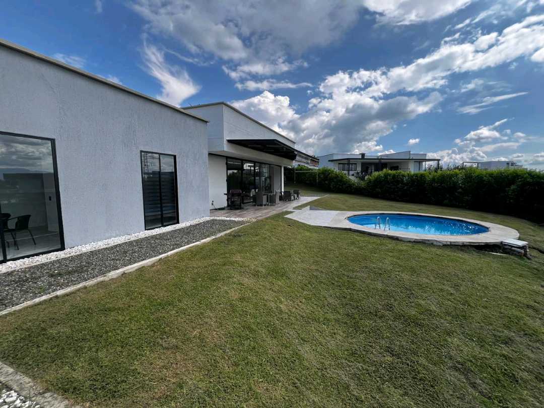 Venta Casa Campestre Via Cerritos Pereira.