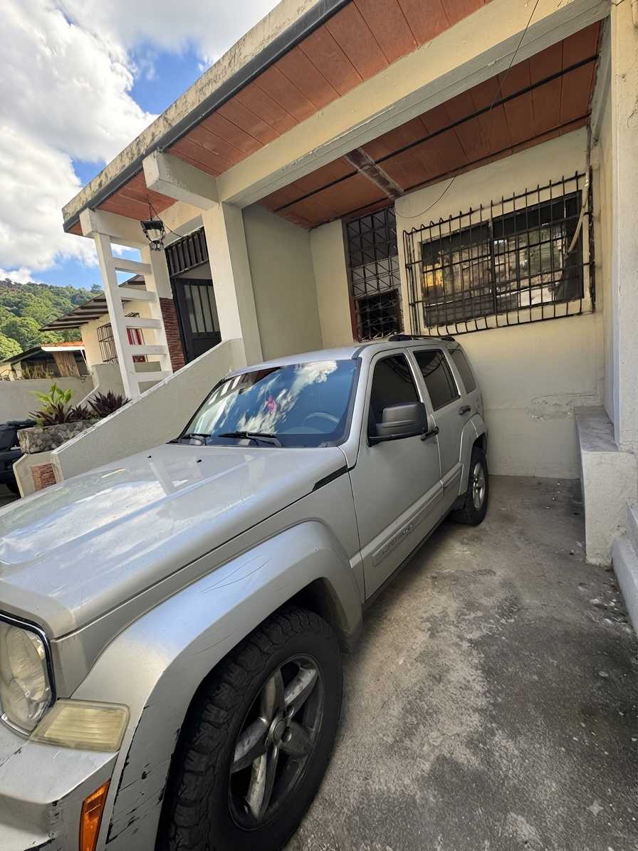 Venta Casa con local comercial turumo kc