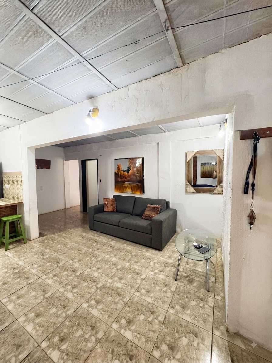Venta Casa con local comercial turumo kc