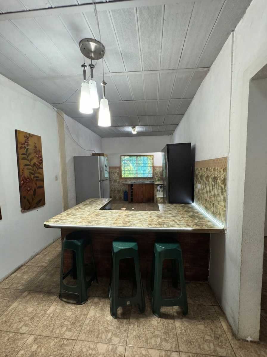Venta Casa con local comercial turumo kc
