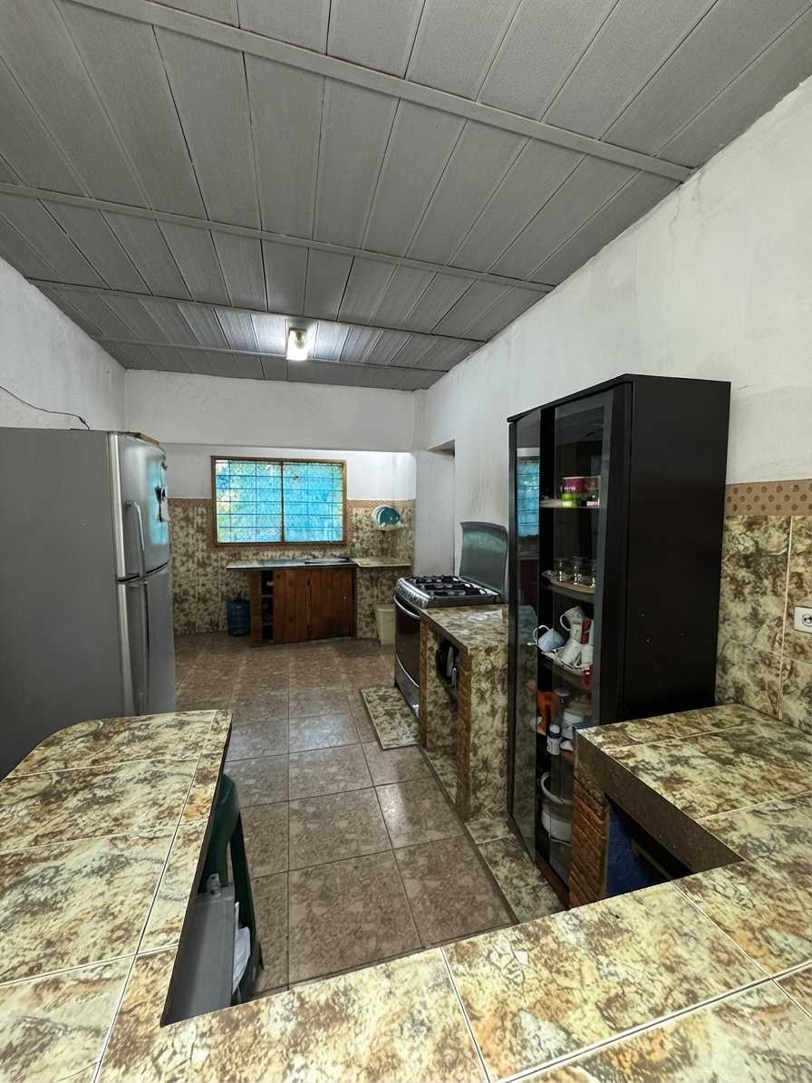 Venta Casa con local comercial turumo kc