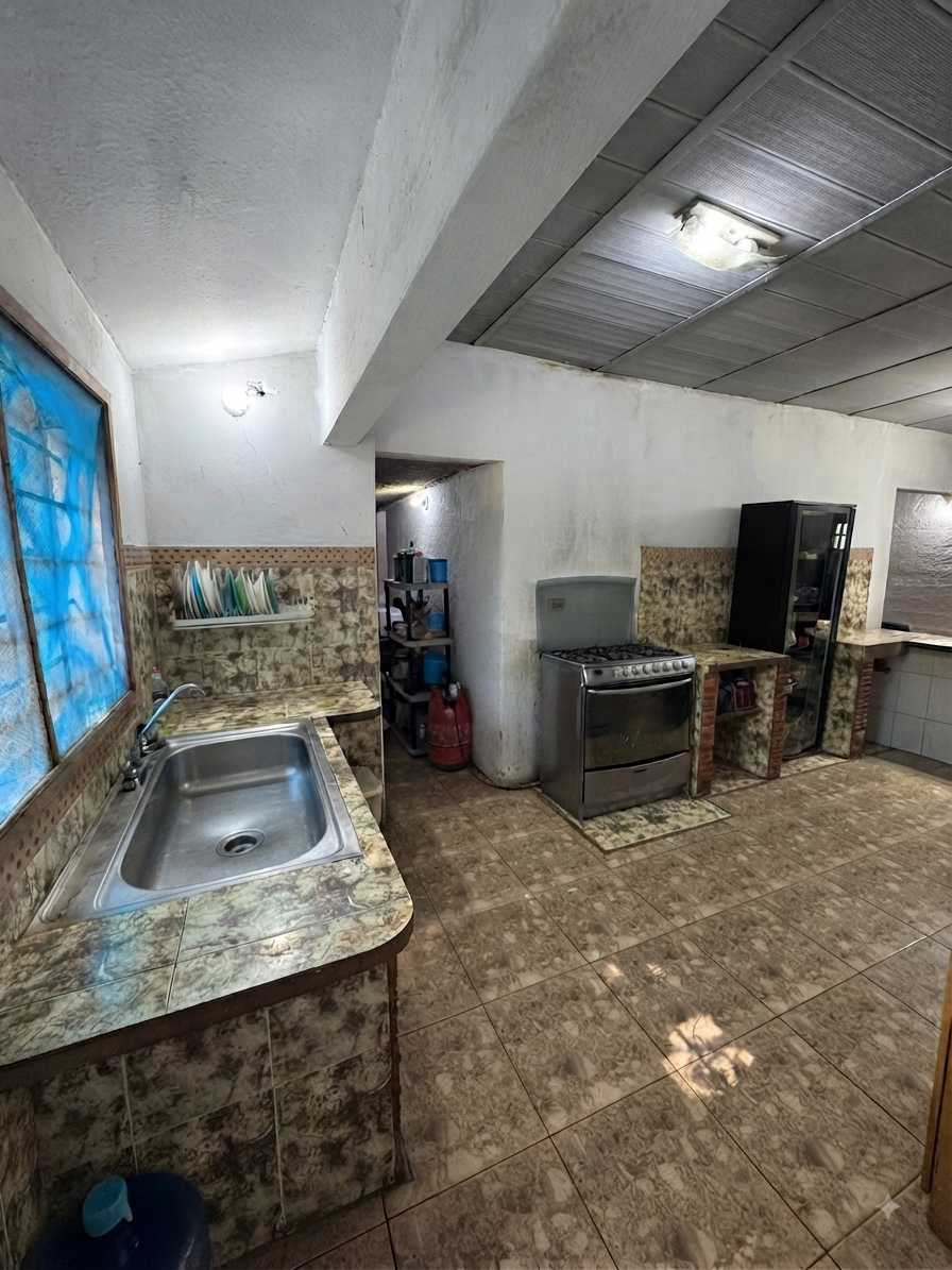 Venta Casa con local comercial turumo kc