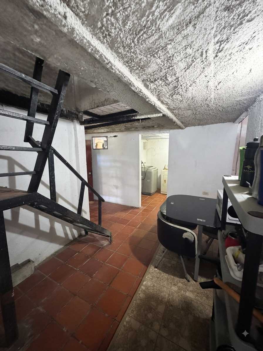 Venta Casa con local comercial turumo kc