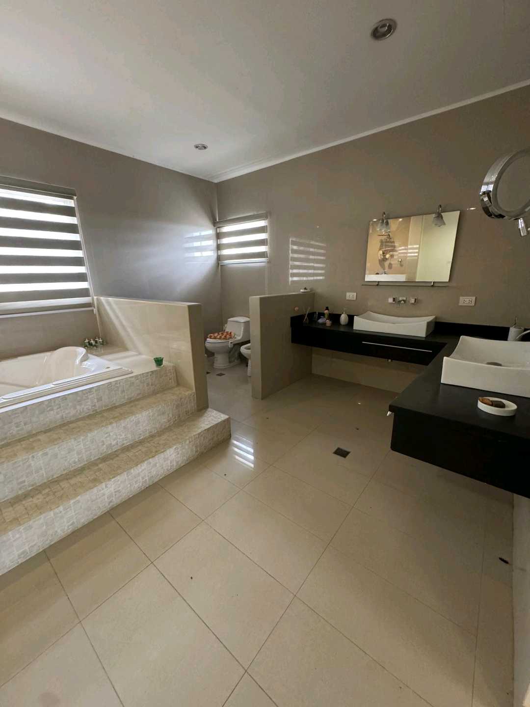 Alquiler Casa los Guayabitos 1700 m2 KC