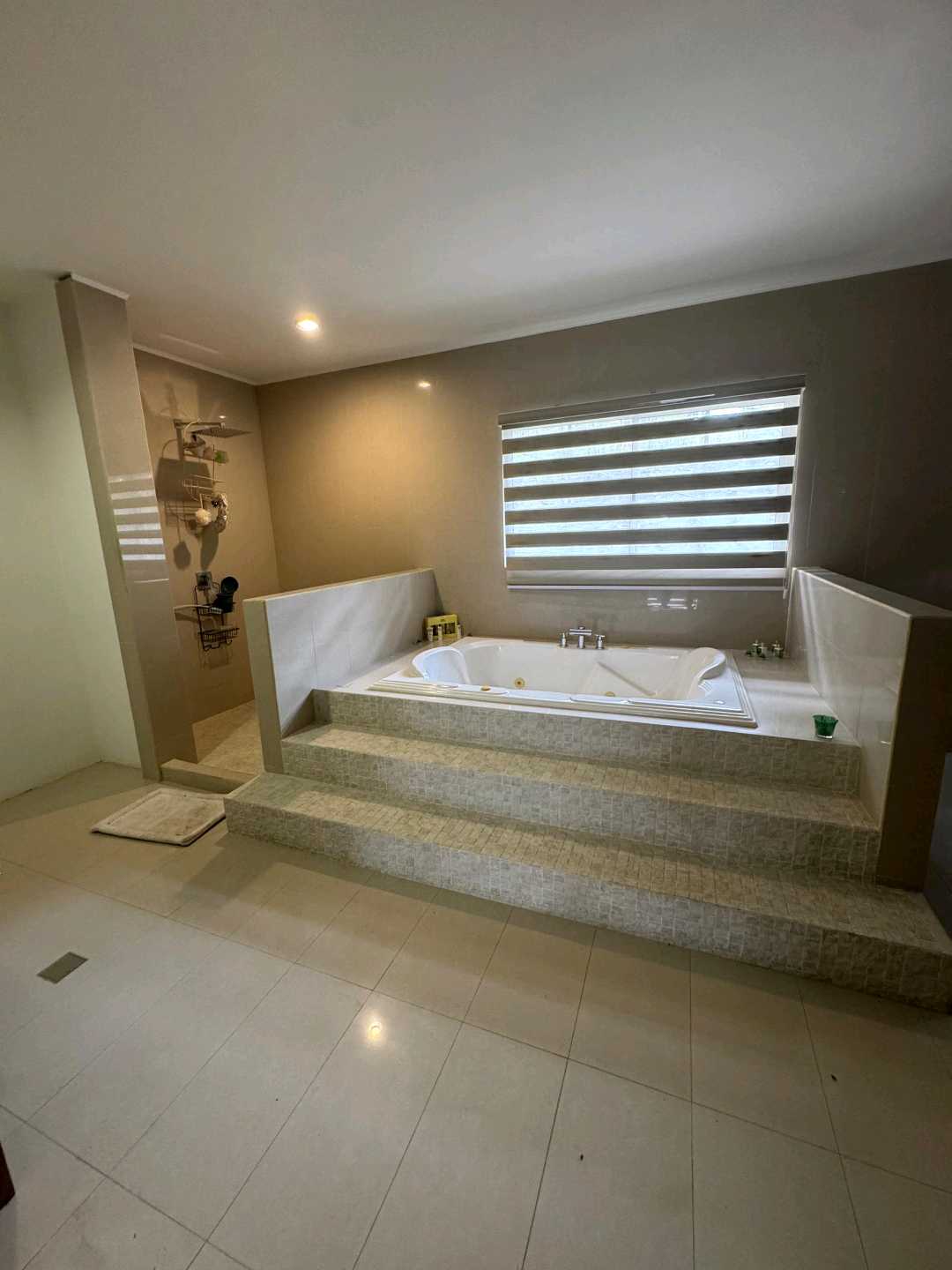 Alquiler Casa los Guayabitos 1700 m2 KC