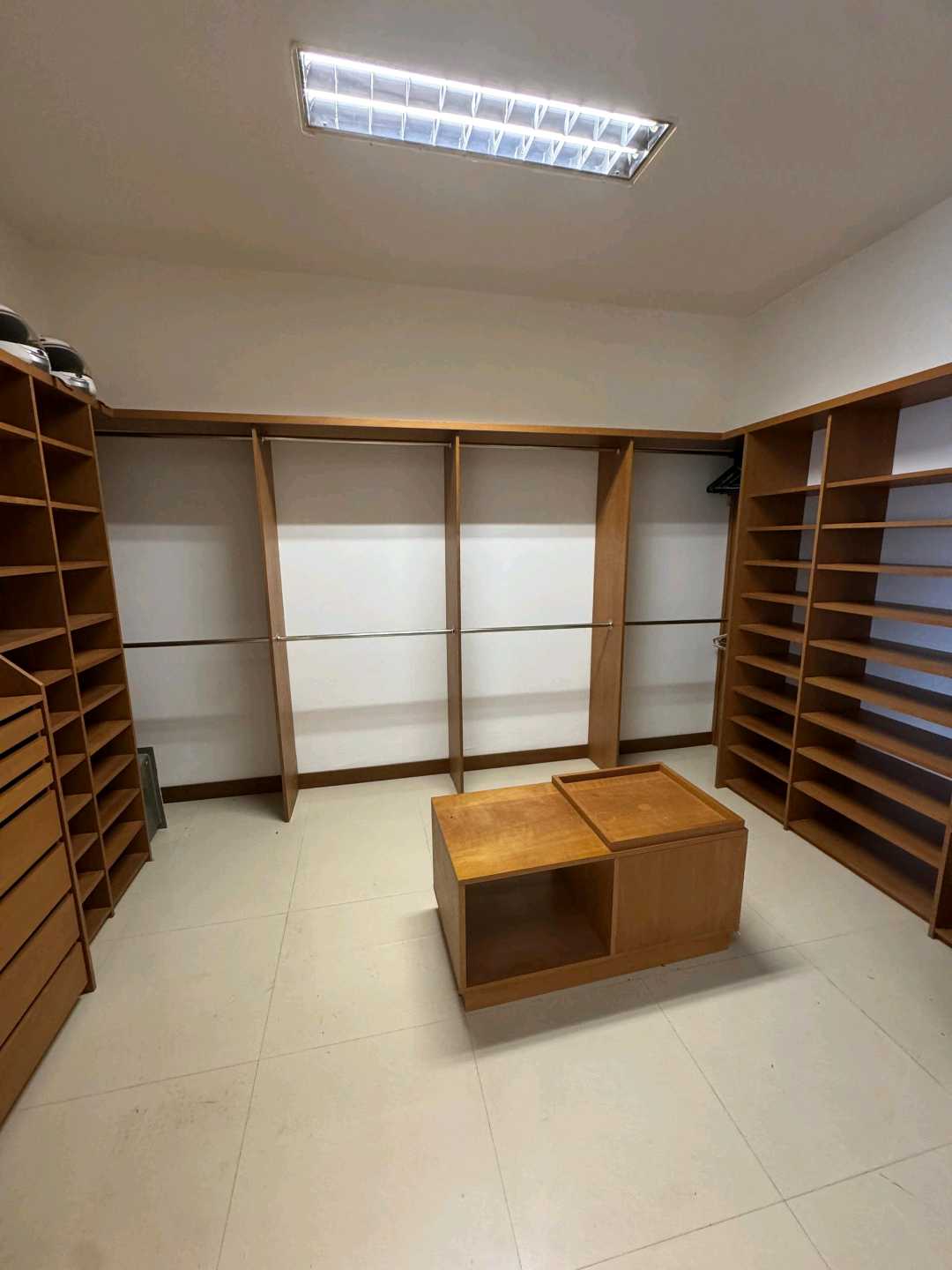 Alquiler Casa los Guayabitos 1700 m2 KC