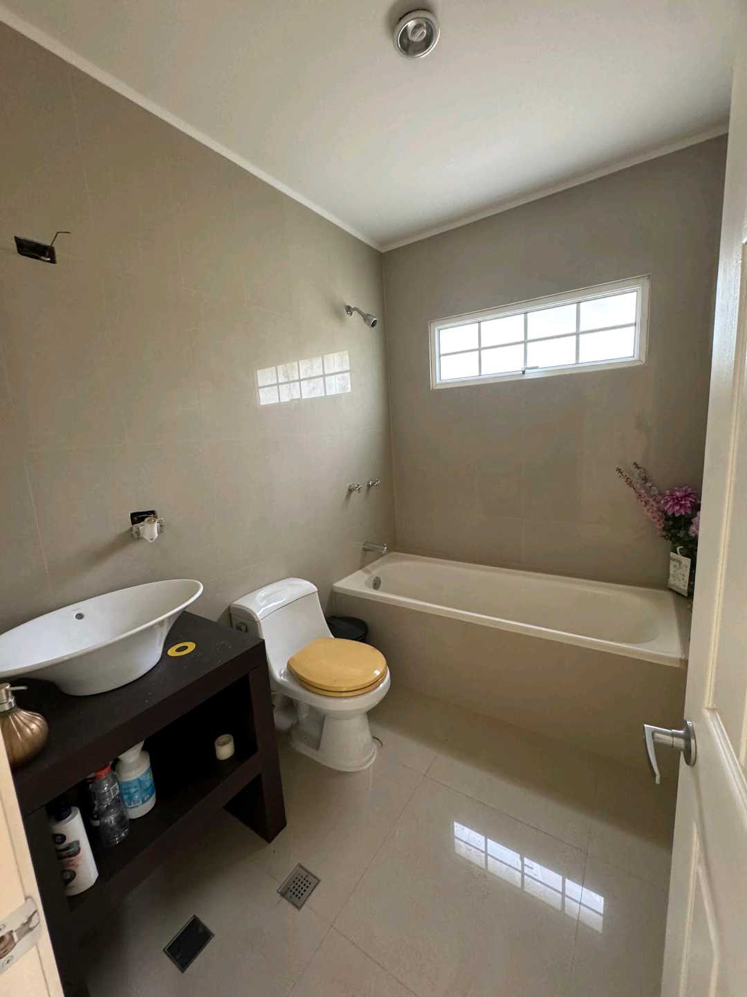 Alquiler Casa los Guayabitos 1700 m2 KC