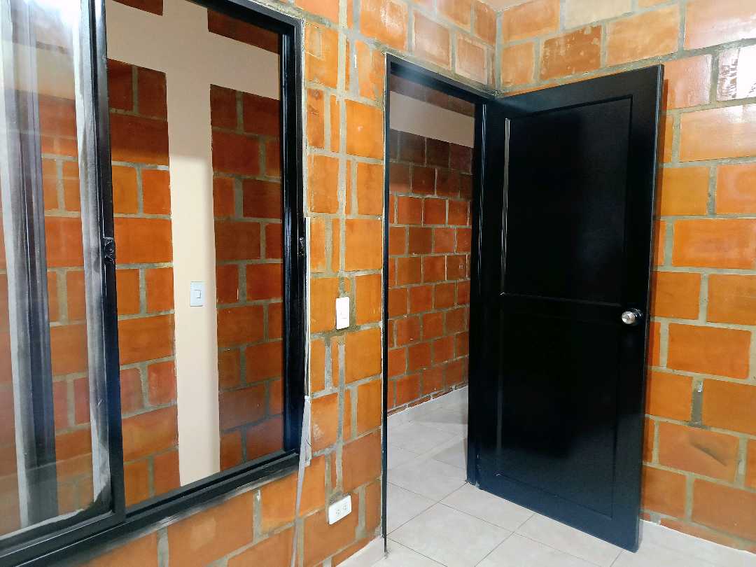 VENTA CASA MULTIFAMILIAR ORIENTE EL RODEO AMB