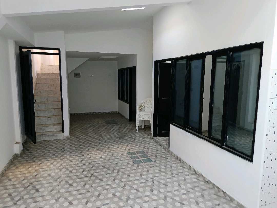 VENTA CASA MULTIFAMILIAR ORIENTE EL RODEO AMB