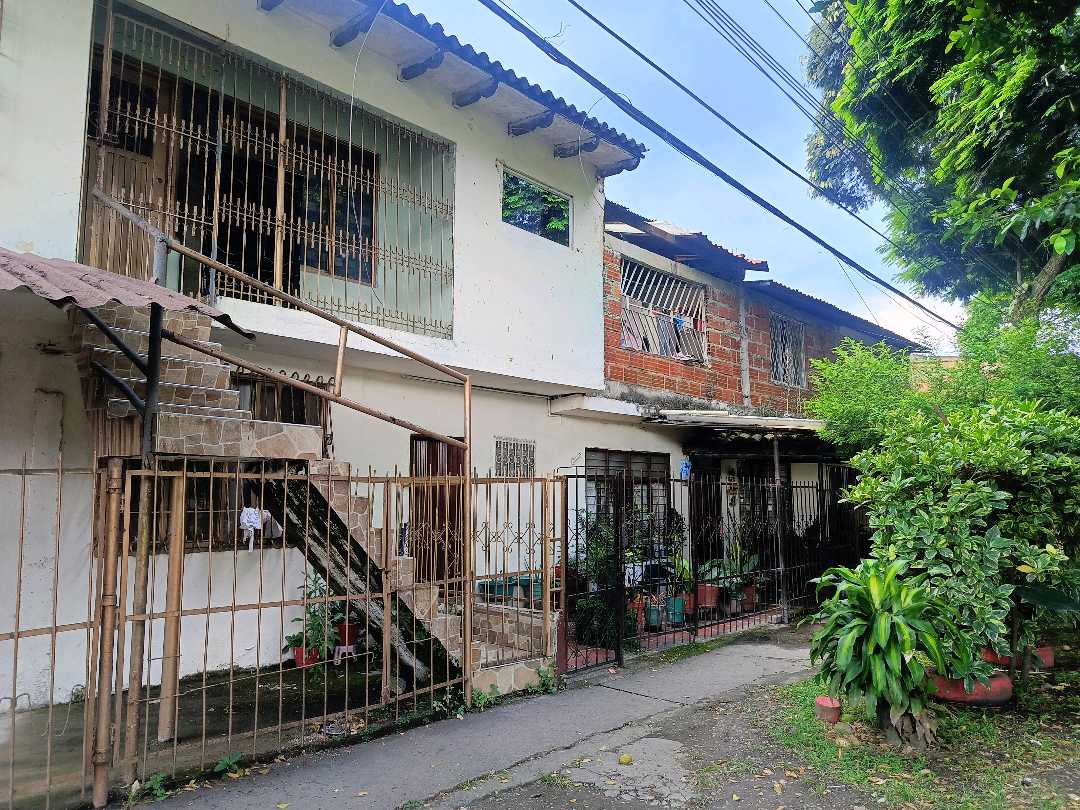 VENTA CASA ORIENTE LOPEZ