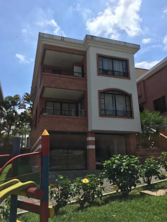 Venta Casa Pinares Pereira
