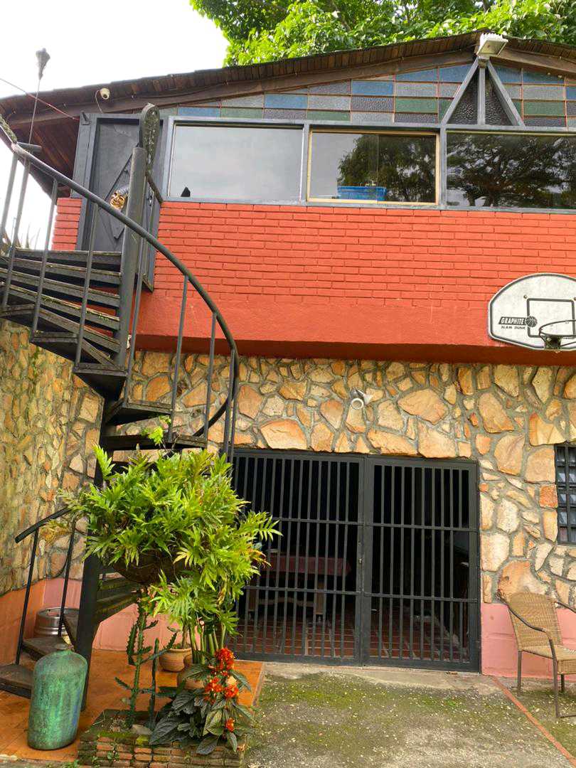 Venta Casa Urb Turumo 943.87m2 KC