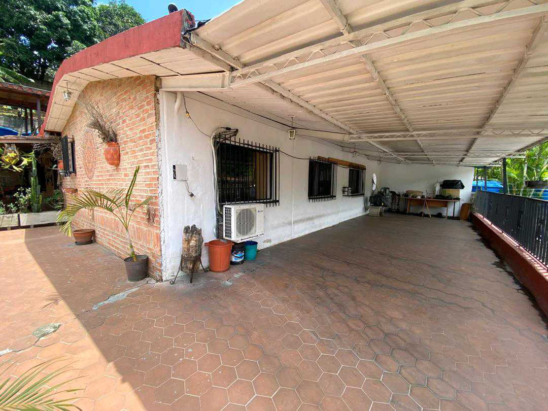Venta Casa Urb Turumo 879.70m2 KC