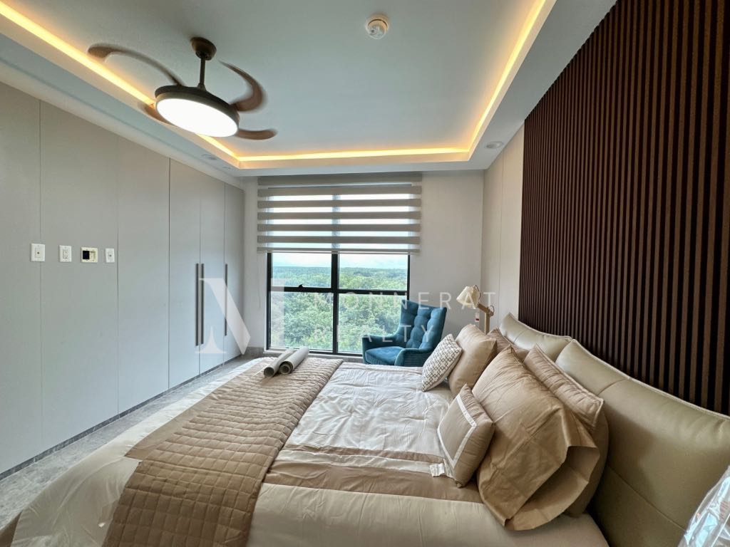 VENTA DE APARTAMENTO AMOBLADO PH EMPIRE SANTA MARIA