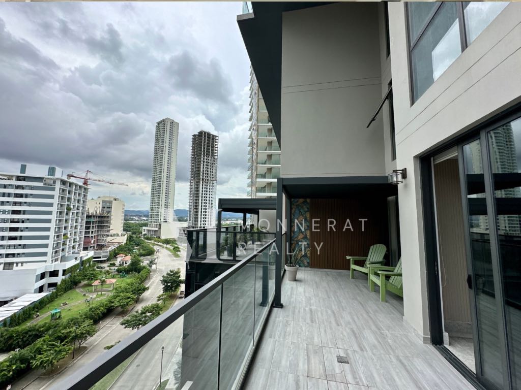 VENTA DE APARTAMENTO AMOBLADO PH EMPIRE SANTA MARIA