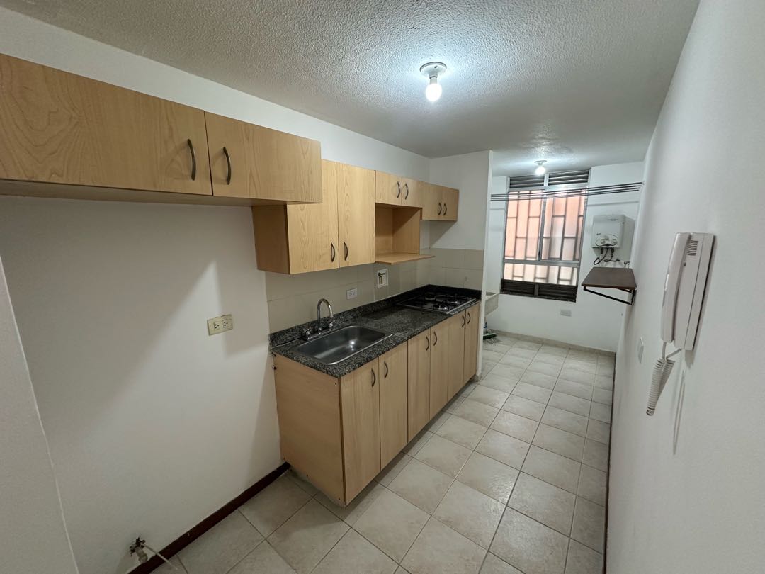 Venta de Apartamento en el Poblado Sector Aguacatala 80 m² — foto 3 de 15