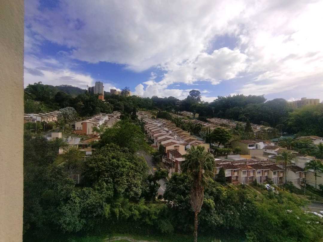Miniatura 12