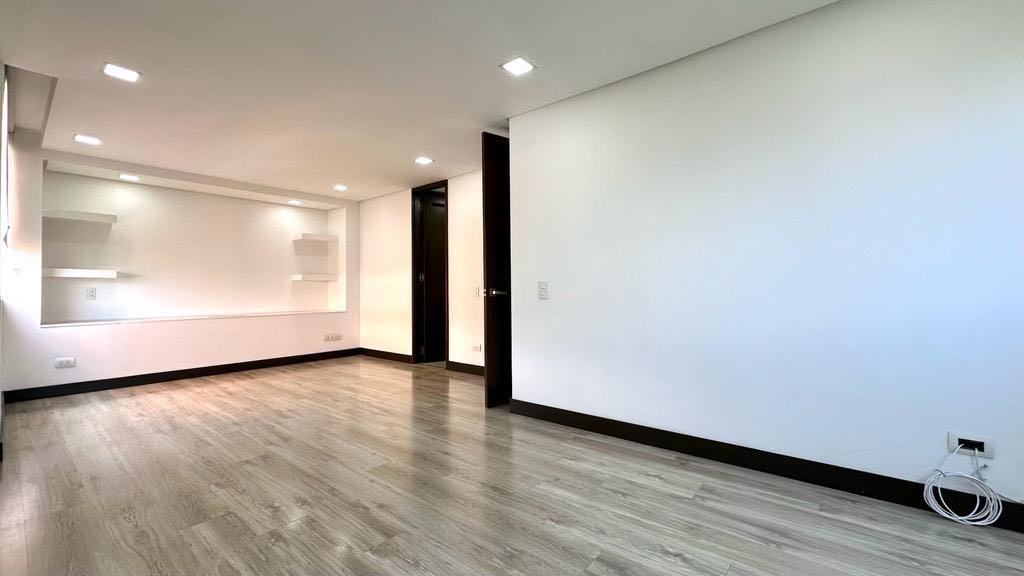 Venta de Apartamento en Envigado transversal superior