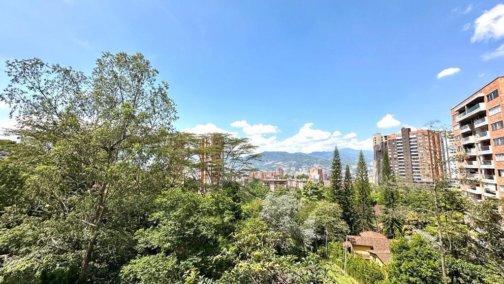 Venta de Apartamento en Envigado transversal superior