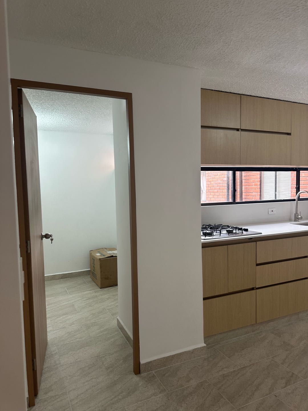 Venta de apartamento en la loma del Escobero