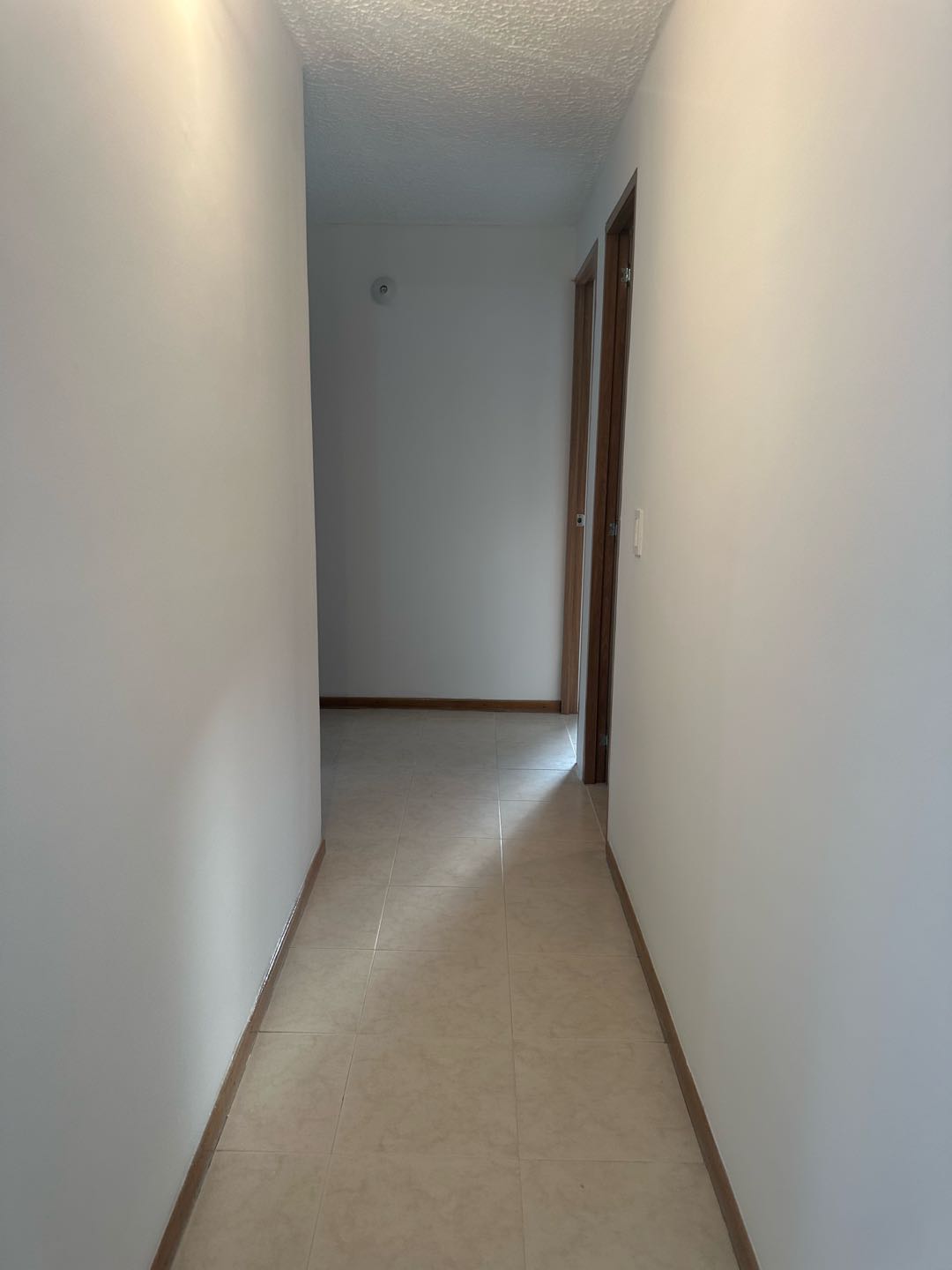 Venta de apartamento en la loma del Escobero